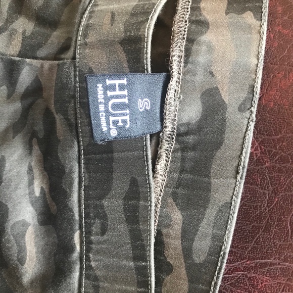 Hue Camo Leggings Never Worn Sz Small - Picture 2 of 4